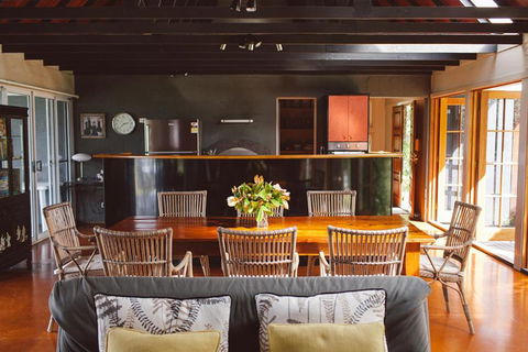 The Retreat Tamborine Mountain - Accommodation Daintree 2