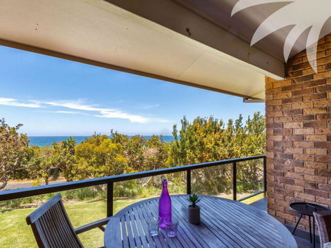 Sea La Vie Oceanside 22 - Accommodation Daintree 4