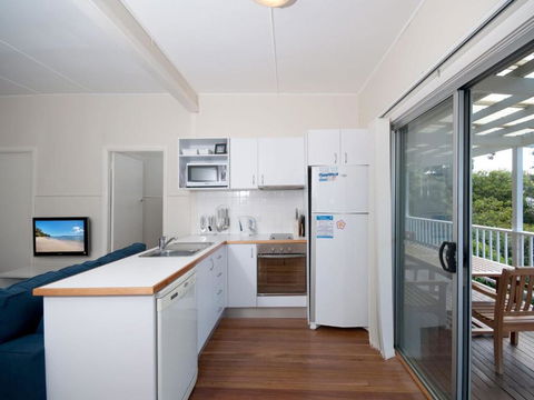 Gloucester Street 04 Frangipani - Accommodation Daintree 1