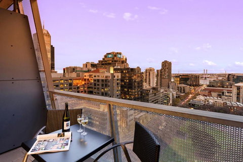 Apartments At 350 William - Accommodation Daintree 3