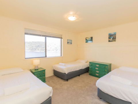 Aranda 3 / 25 Townsend Street - Accommodation Daintree 2