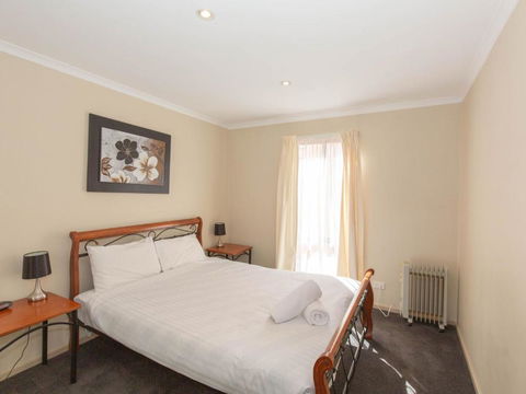 Acacia 5 / 2 Kirwan Close - Accommodation Daintree 2