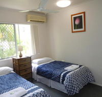Holiday Apartment on the Esplanade - Accommodation Daintree