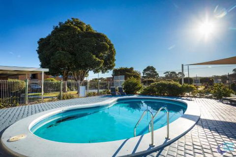 Apollo Unit 14 - Accommodation Daintree 3