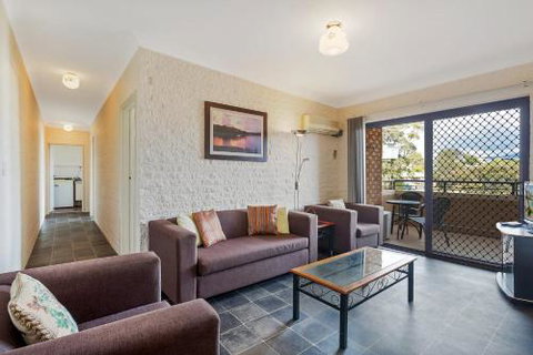 Apollo Unit 14 - Accommodation Daintree 0