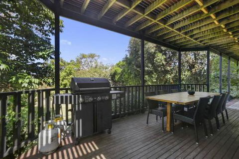 APOLLO BAY HOLIDAY HOUSE Walk To Beach + Wifi - Accommodation Daintree 6