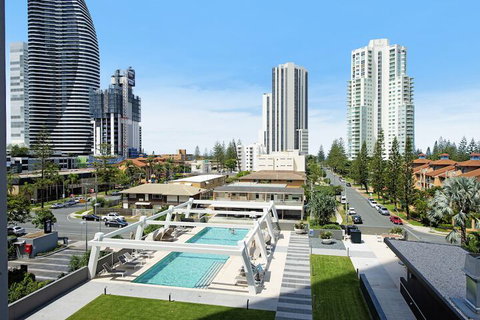 Avani Broadbeach Private 2 Bedroom - Accommodation Daintree 1