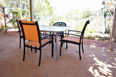 Ningaloo Breeze Villa 3 - Accommodation Daintree 4