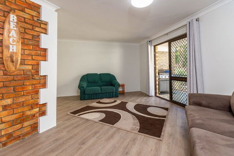 Great Location Close To Waterfront Shops Restaurants & Cafes. - Accommodation Daintree 5