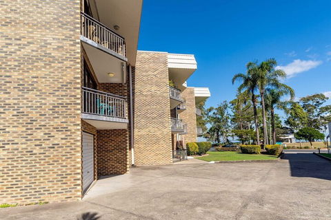 Great Location Close To Waterfront Shops Restaurants & Cafes. - Accommodation Daintree 1