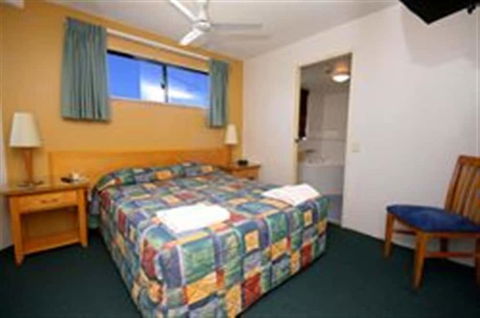 Royal Apartments - Accommodation Daintree 6