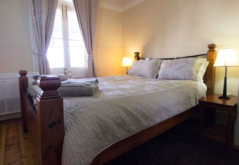 Royal Apartments - Accommodation Daintree 4