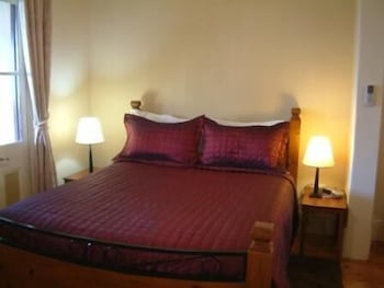 Royal Apartments - Accommodation Daintree 2