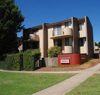 Manuka Park Apartments - Accommodation Daintree