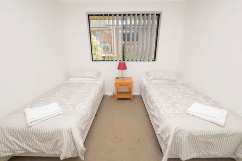 Parkside Apartments - Accommodation Daintree 3