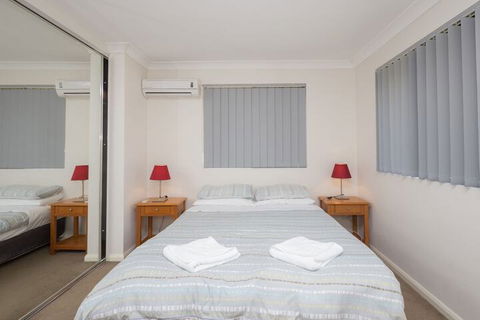 Parkside Apartments - Accommodation Daintree 5
