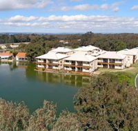 Lakeside Holiday Apartments