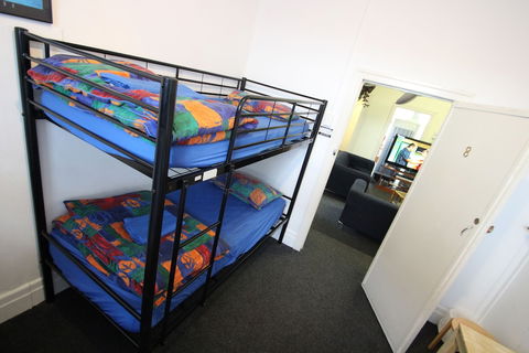 Dolphin Retreat Bunbury - Accommodation Daintree 6