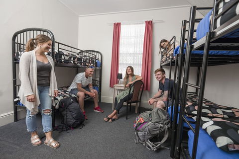 Dolphin Retreat Bunbury - Accommodation Daintree 4