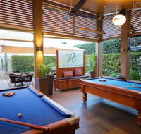 O'Shea's Royal Hotel