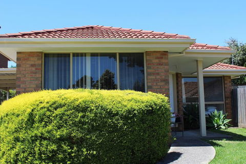 Australian Home Away At Doncaster Andersons Creek 2 - Accommodation Daintree 1