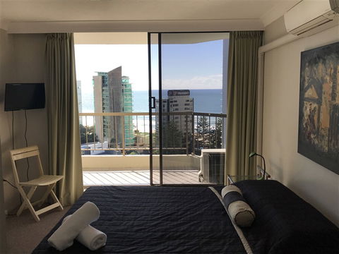 Genesis Holiday Apartments - Accommodation Daintree 6
