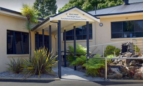 Beachway Motel & Restaurant - Accommodation Daintree 0
