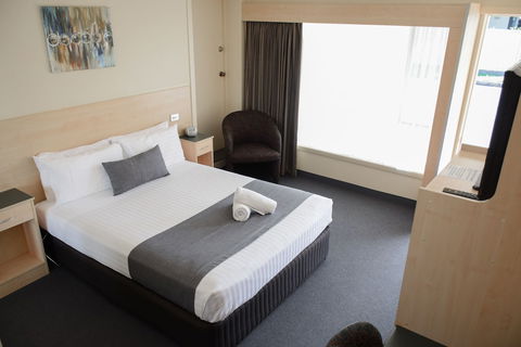 Beachway Motel & Restaurant - Accommodation Daintree 3