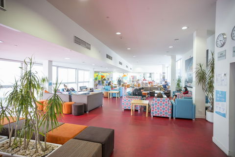 Sydney Harbour YHA - Hostel - Accommodation Daintree 0