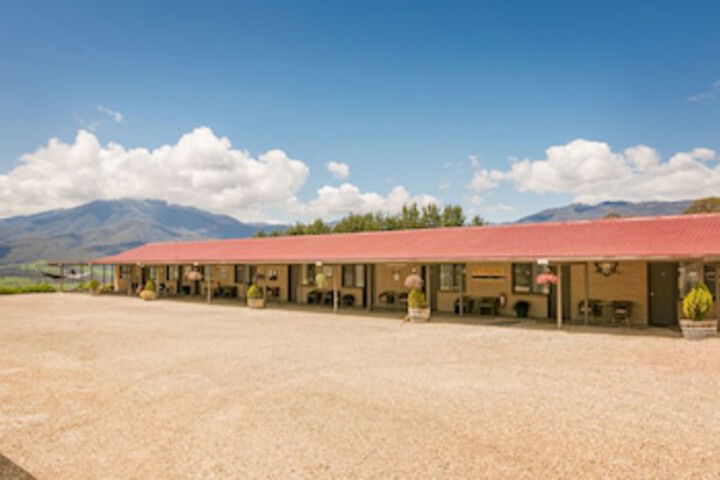 Mount Beauty VIC Accommodation Daintree