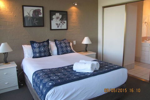 Apollo Apartments - Accommodation Daintree 4