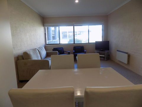 Kirwan 12 - Accommodation Daintree 5