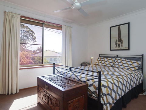 Dalwood 1 / 43 Soldiers Point Road Top Floor & Perfect For Small Boat Parking - Accommodation Daintree 3