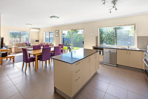 Toonalook Retreat Pet Friendly & Close To Town - Accommodation Daintree 5