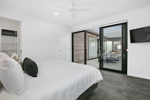 Apollo Bay Beach House - Accommodation Daintree 3