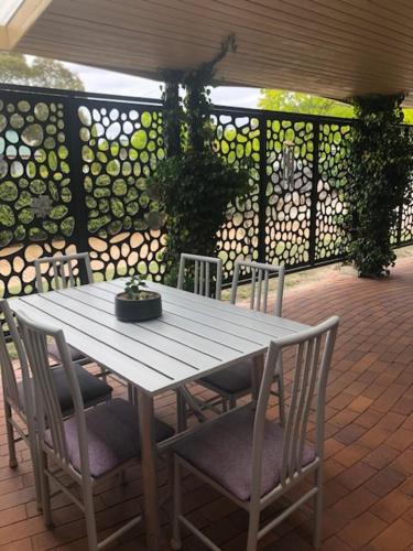 Granite Belt Cabins - Accommodation Daintree 1