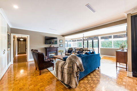 Hedge House- Luxury Space Style Location - Accommodation Daintree 5