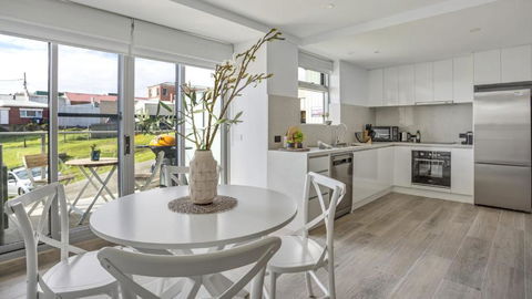 Salt 4 Getaway Luxury For 2 - Accommodation Daintree 6