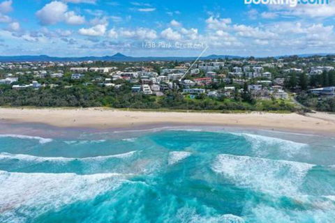 Ultimate Beachfront Living Sunshine Beach - Accommodation Daintree 3