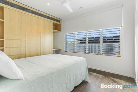Ultimate Beachfront Living Sunshine Beach - Accommodation Daintree 0