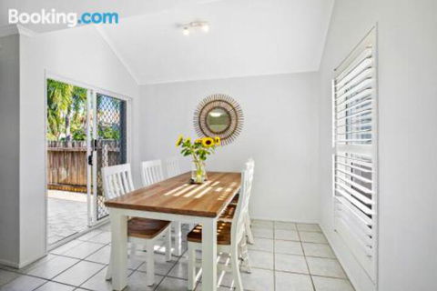 Seychelles - Accommodation Daintree 3