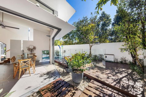Ultimate Light & Space Noosa Heads - Accommodation Daintree 4