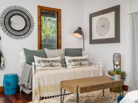 Black Beauty Studio - Accommodation Daintree 3