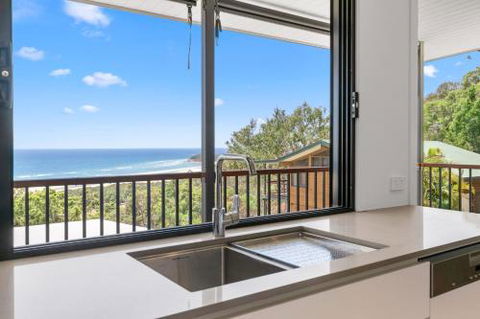 Tramican Street House - Accommodation Daintree 3