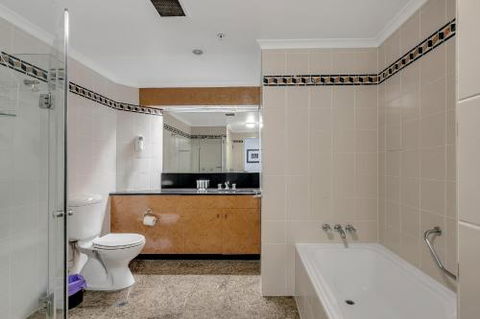 DREAM HARBOUR VIEW 2 BRM / GYM POOL & PARKING - Accommodation Daintree 5