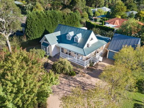 Lou Lous Cottage Southern Highlands 4pm Check Out Sundays - Accommodation Daintree 0