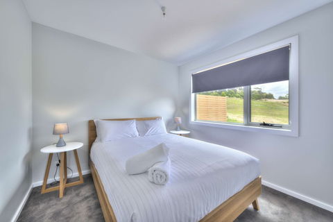 Archella 2 - Beautifully Appointed, Close To Golf Course & Play Ground - Accommodation Daintree 2
