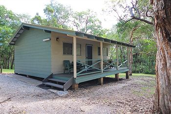 North Coast Holiday Parks Hungry Head Cabins - Accommodation Daintree 3