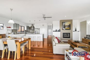 SUNNY DAZE BONNY HILLS - Accommodation Daintree 6