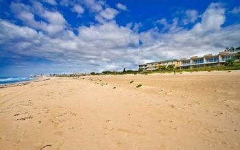 Nautilus Beachfront Apartment 12 - Accommodation Daintree 5